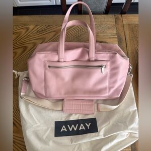 Away Pink Pebbled Leather Travel Overnight Bag with Cream Detachable Strap